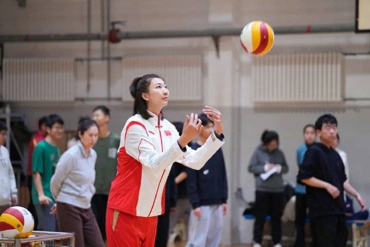 皇冠信用账号怎么开
_奥运冠军、前中国女排队长袁心玥皇冠信用账号怎么开
,入职南开大学