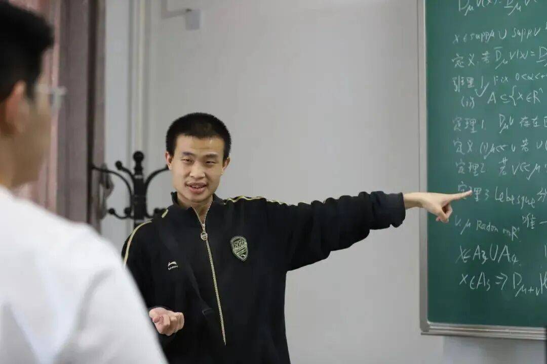 信用平台出租_韦东奕信用平台出租,有新身份