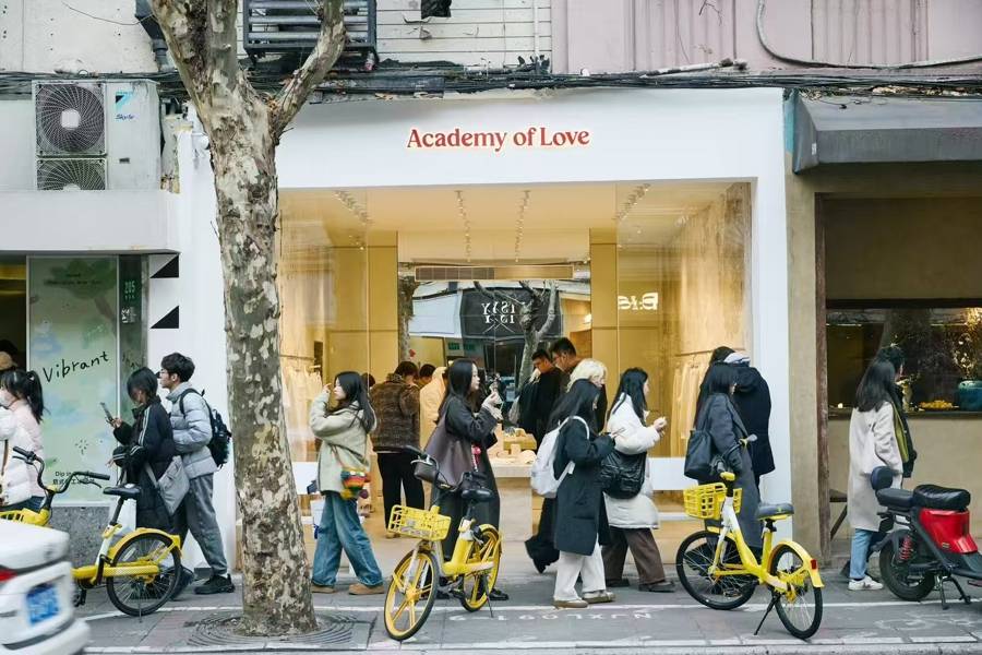 皇冠信用登2代理_法国人在上海开店皇冠信用登2代理,只卖白色衣服竟然火了丨上海滩上洋掌柜